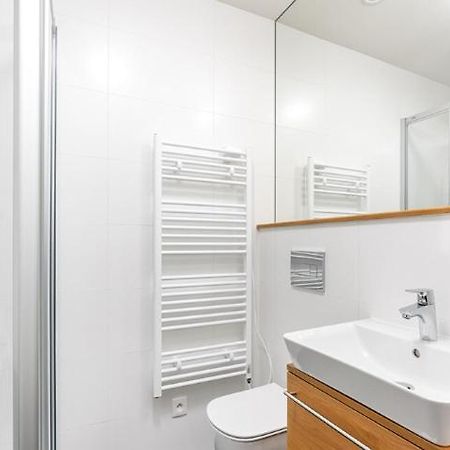 Apartmán Modern Studio Near Airport And City Centre! Praha Exteriér fotografie