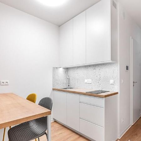 Apartmán Modern Studio Near Airport And City Centre! Praha Exteriér fotografie